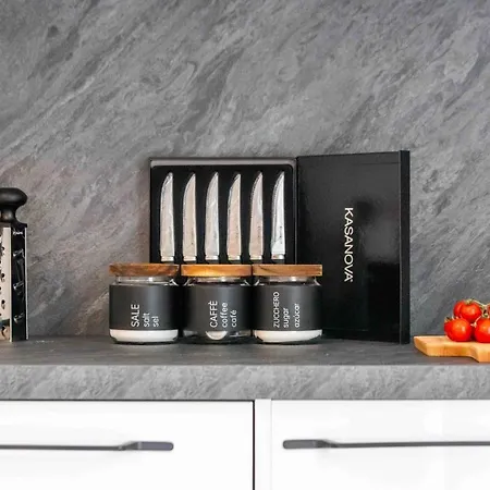 Appartement Prada & Bocconi - Cozy Studio, Fast Wifi, Tram