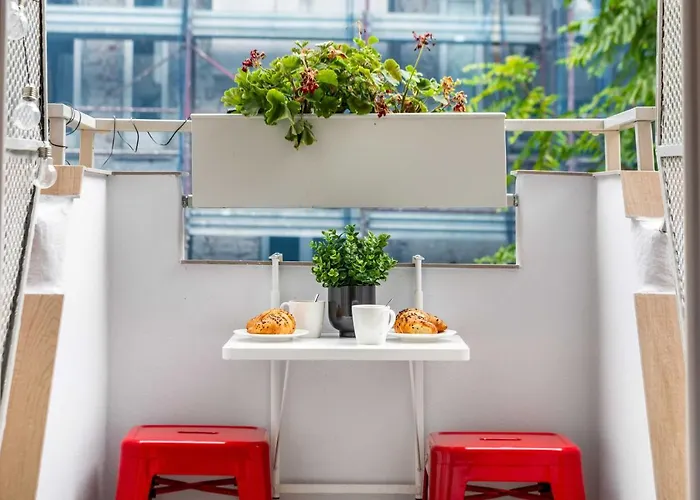 Prada & Bocconi - Cozy Studio, Fast Wifi, Tram Apartment Mailand